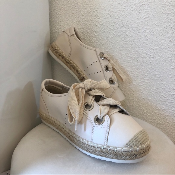 espadrille tennis shoes